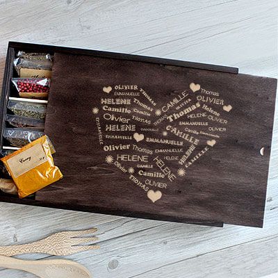 Großes Gewürz-Geschenk-Set mit 36 Gewürzen aus aller Welt - Herz Familie