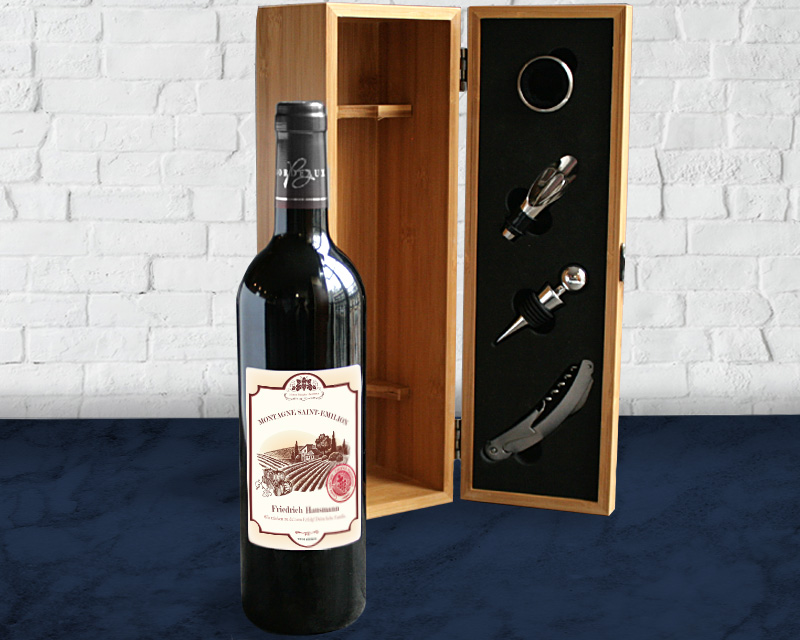 Bild 1 des Produkts Wein Geschenk Box mit einer personalisierbaren Rotweinflasche Bordeaux aus Frankreich anzeigen