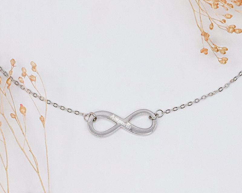Personalisierte Infinity Halskette für Frauen - Vorname