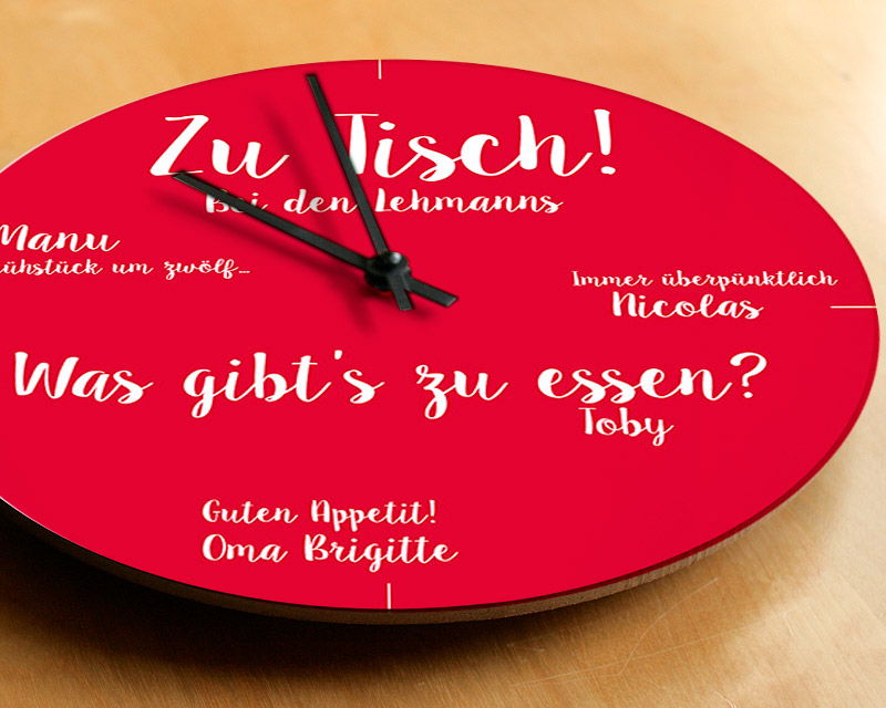 Wanduhr Zu Tisch