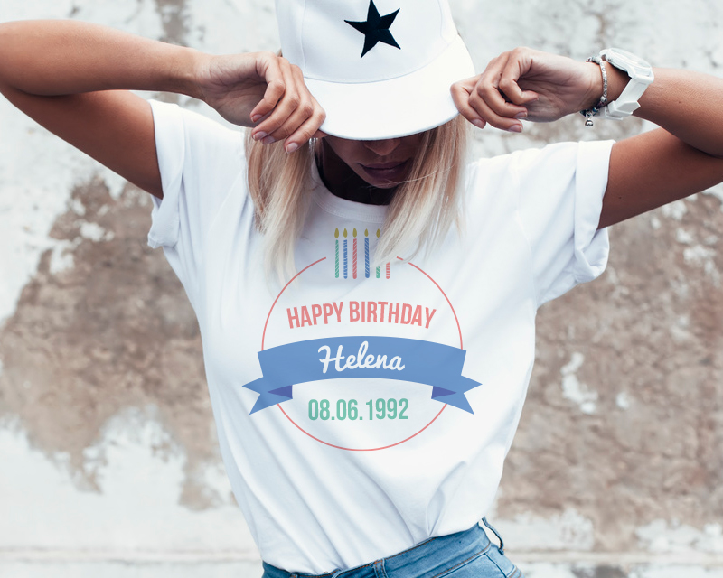 Bild 1 des Produkts Personalisierbares T-Shirt für Frauen weiß - Kollektion Geburtstagskerzen anzeigen