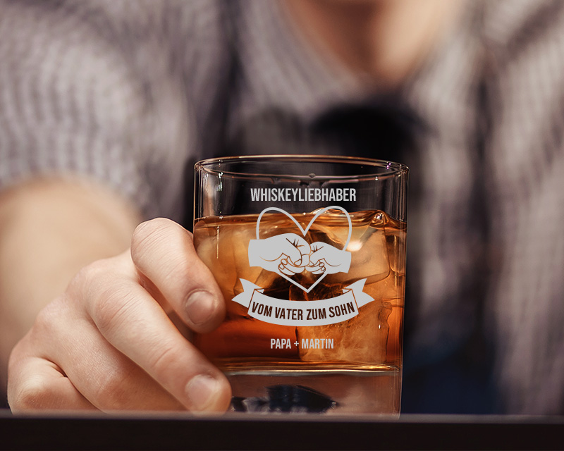 Personalisiertes Whiskyglas - Vom Vater zum Sohn - zur Tochter