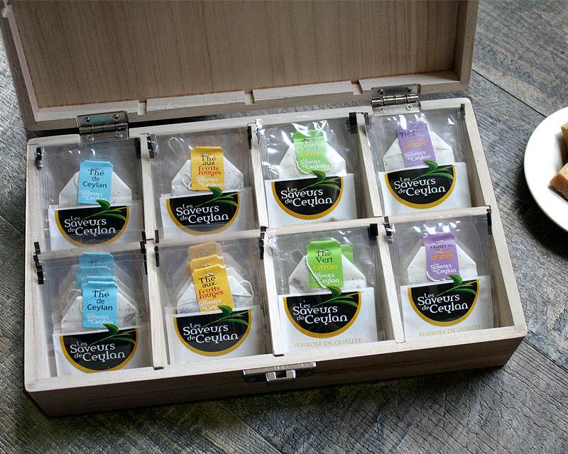 Bild 3 des Produkts Personalisierte Teebox - Kollektion Blumen Oma anzeigen