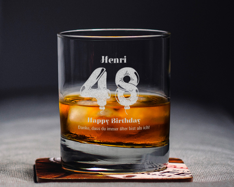 Personalisierbares Whiskyglas - Kollektion Geburtstags-Luftballons