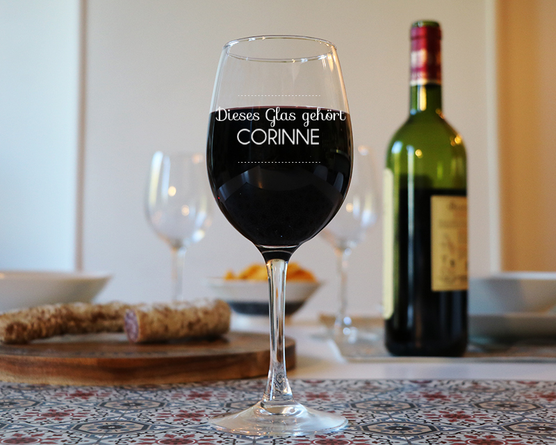 Weinglas "Dieses Glas gehört..."