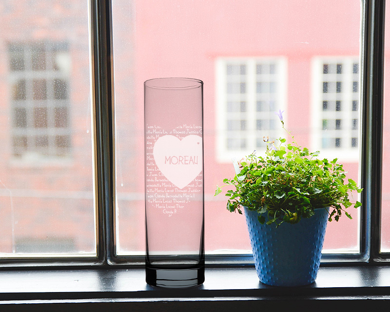 Bild 2 des Produkts Personalisierbare Vase mit Gravur - Familie anzeigen